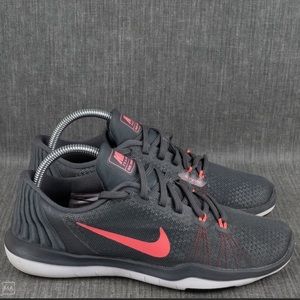 Nike Women's Flex Supreme TR5 Sneakers Size 9 Gray
